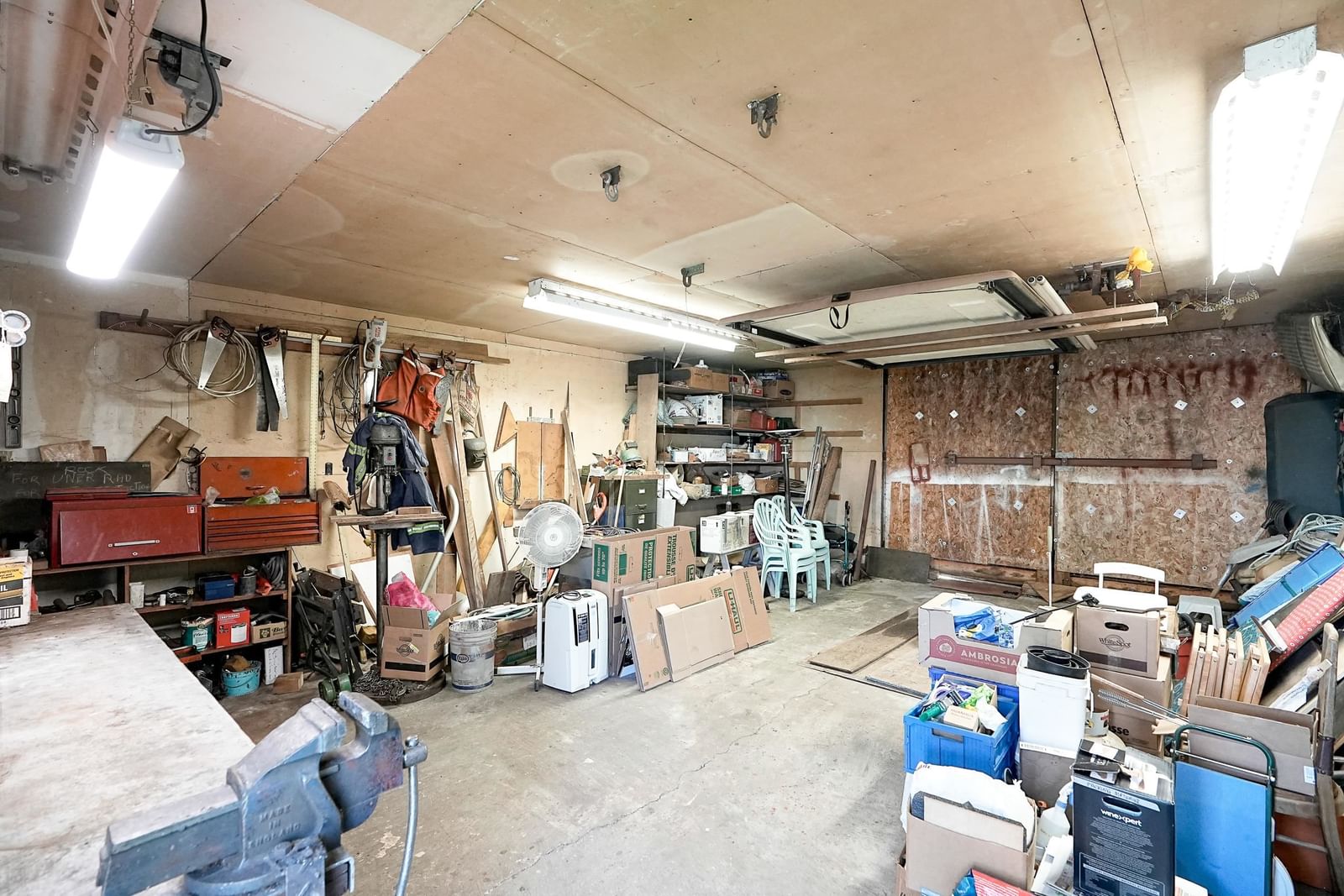 Listing Image 28