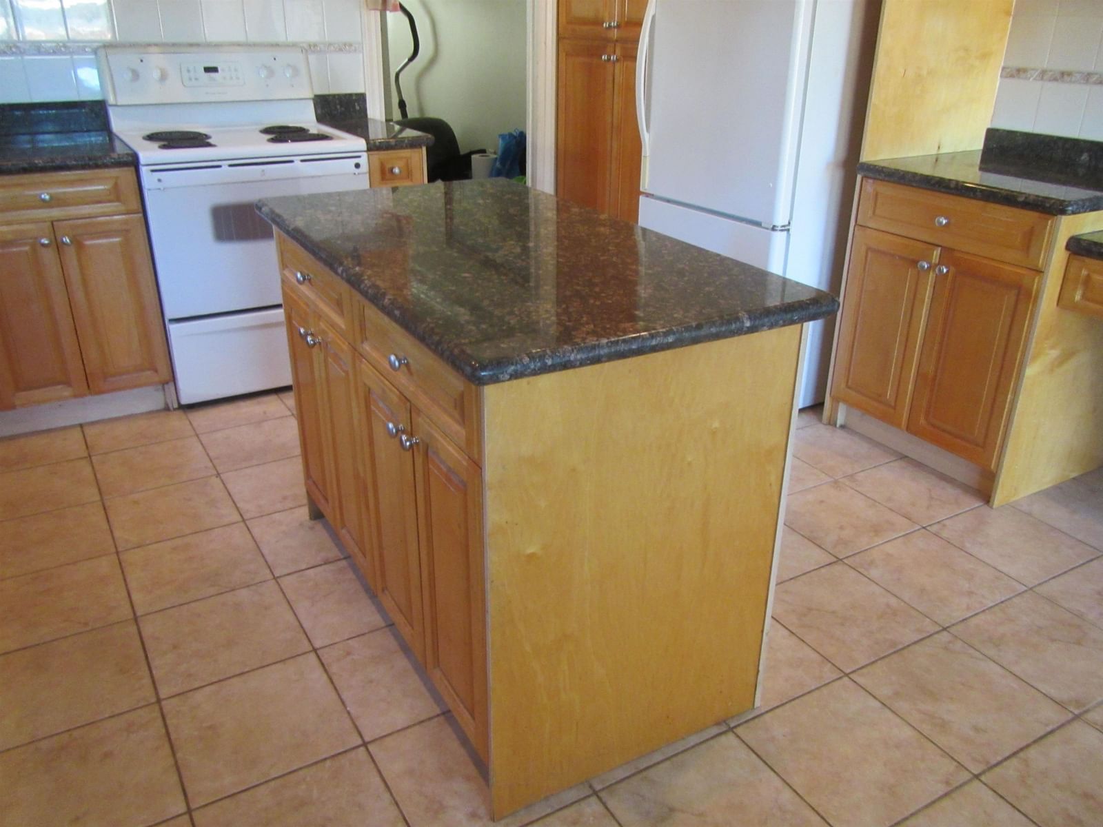 Listing photo 5