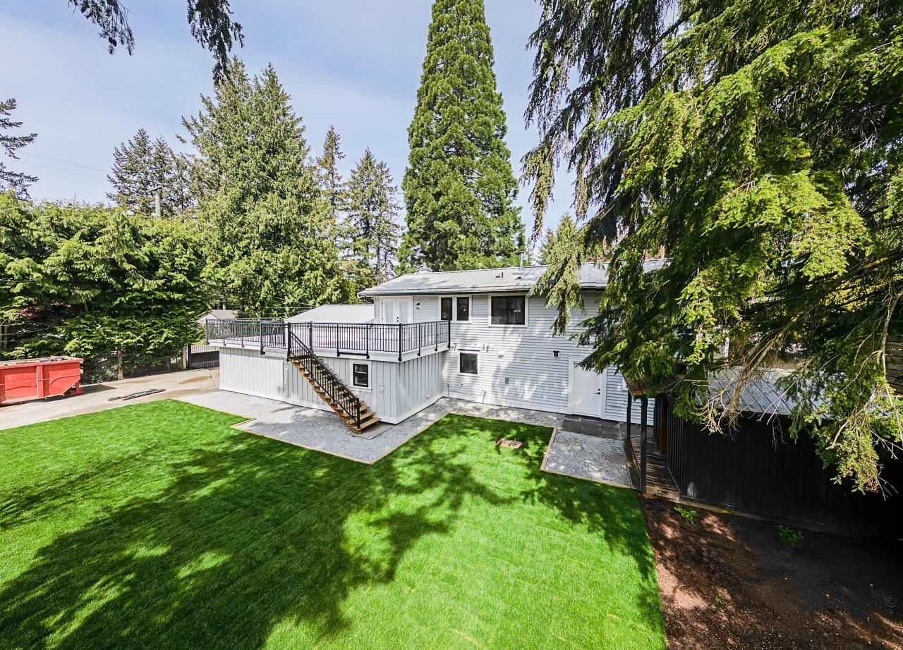 Listing Image 8