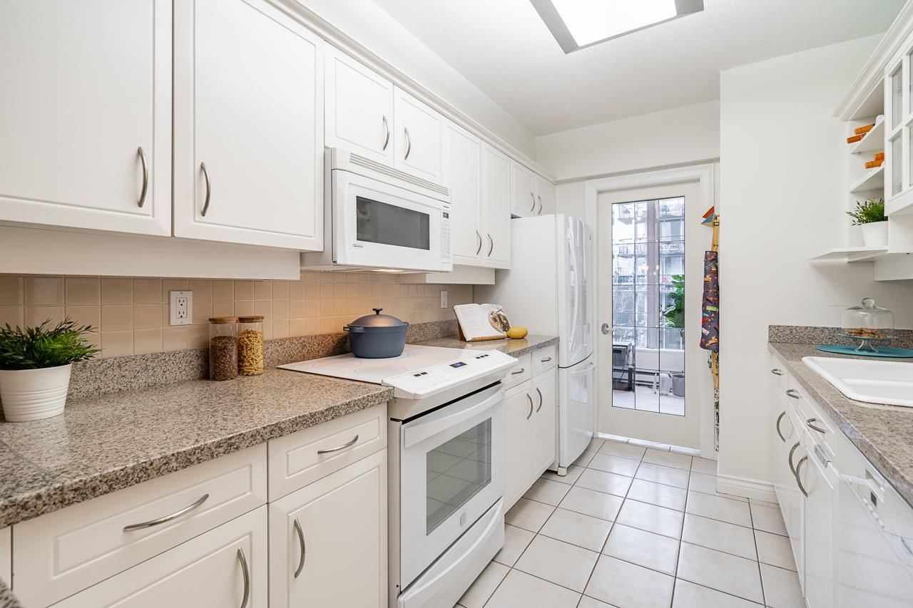 Listing Image 14