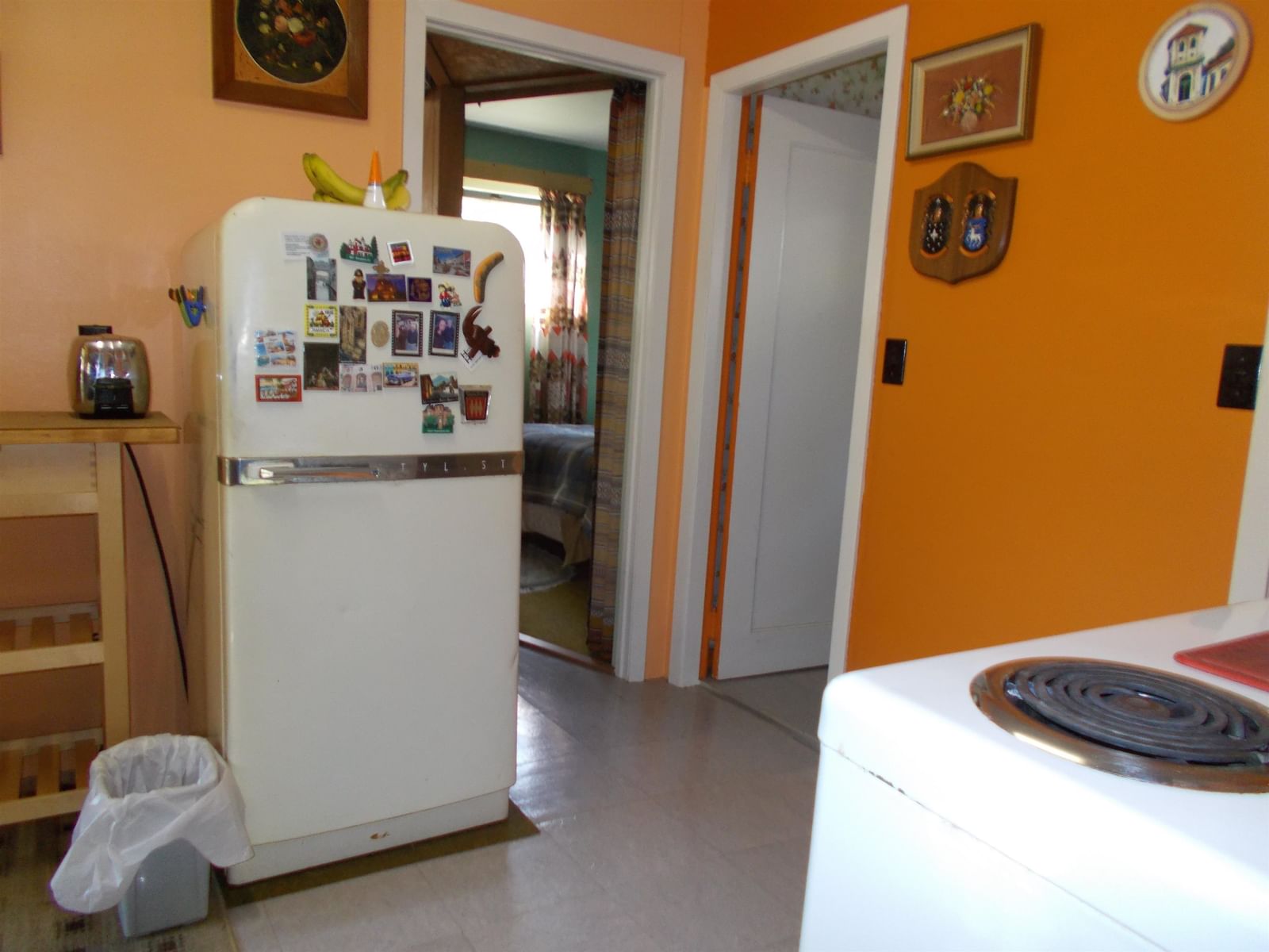 Listing Image 11