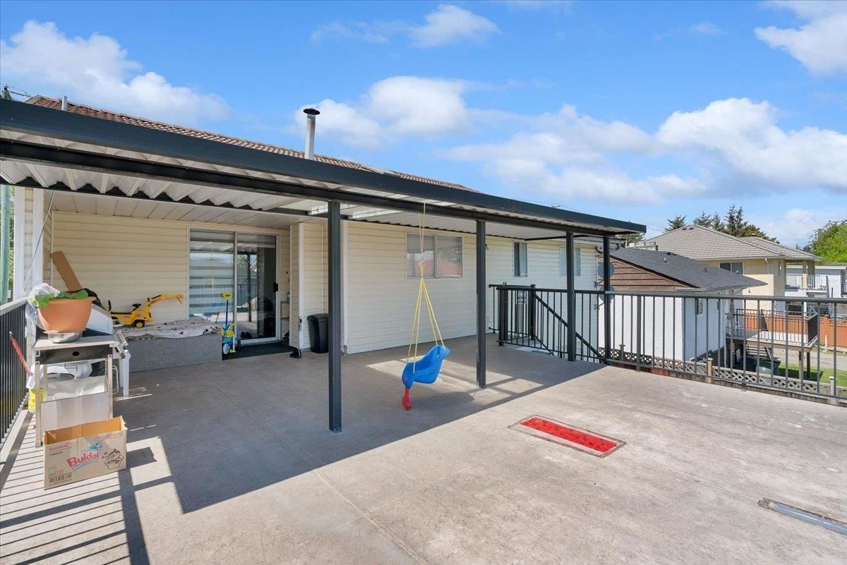Listing Image 8