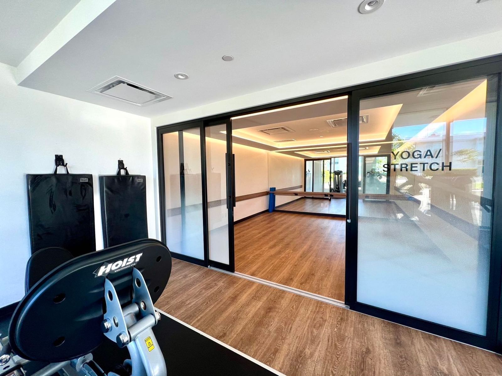 Listing Image 10