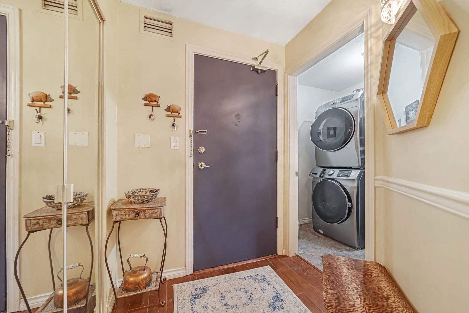 Listing Image 17