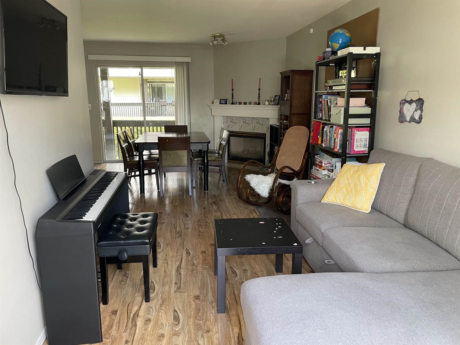 Listing Image 16