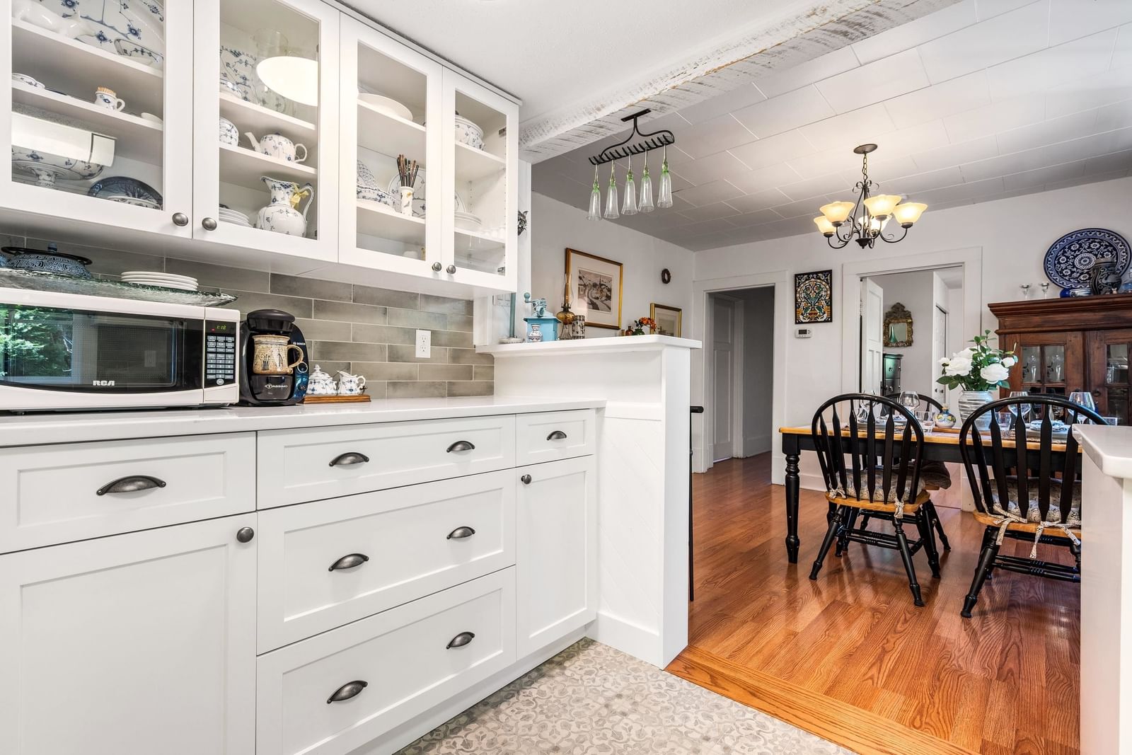 Listing Image 16