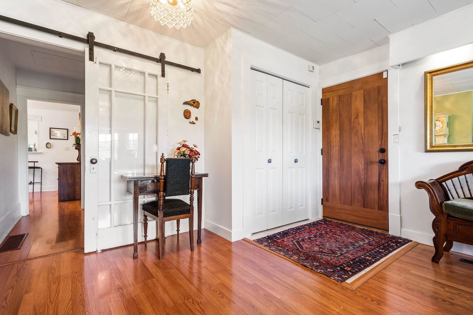 Listing Image 9