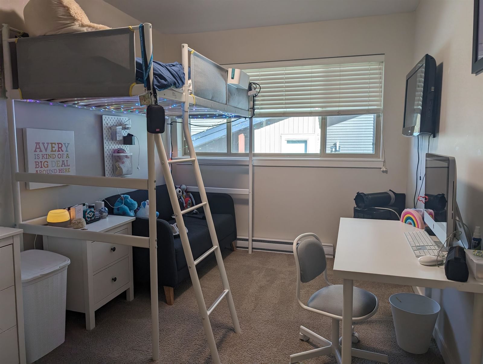 Listing Image 5