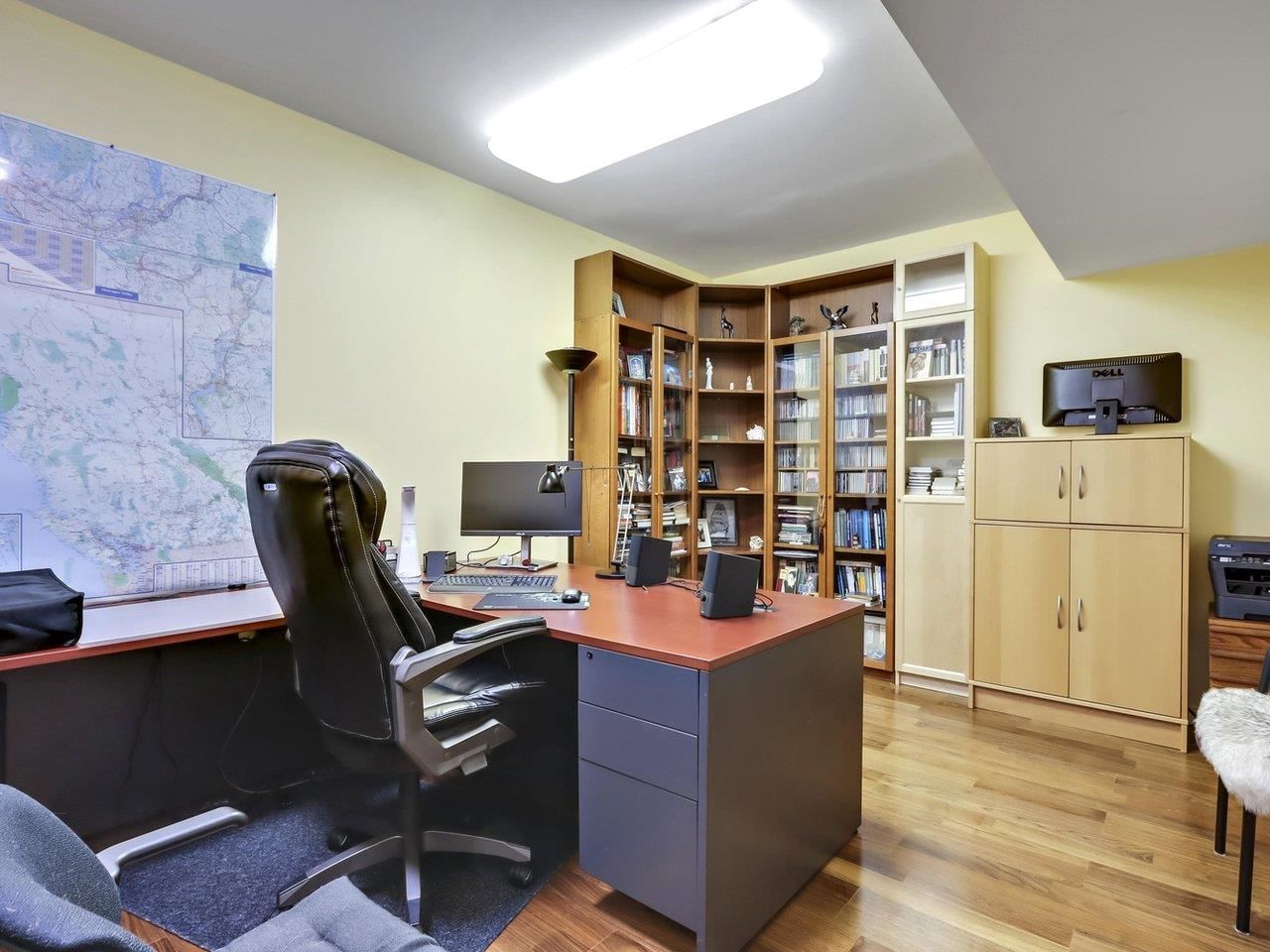 Listing Image 22