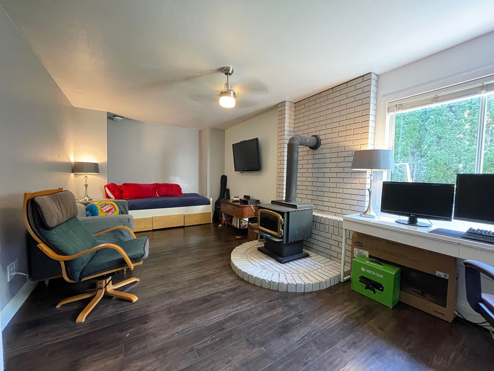Listing Image 13