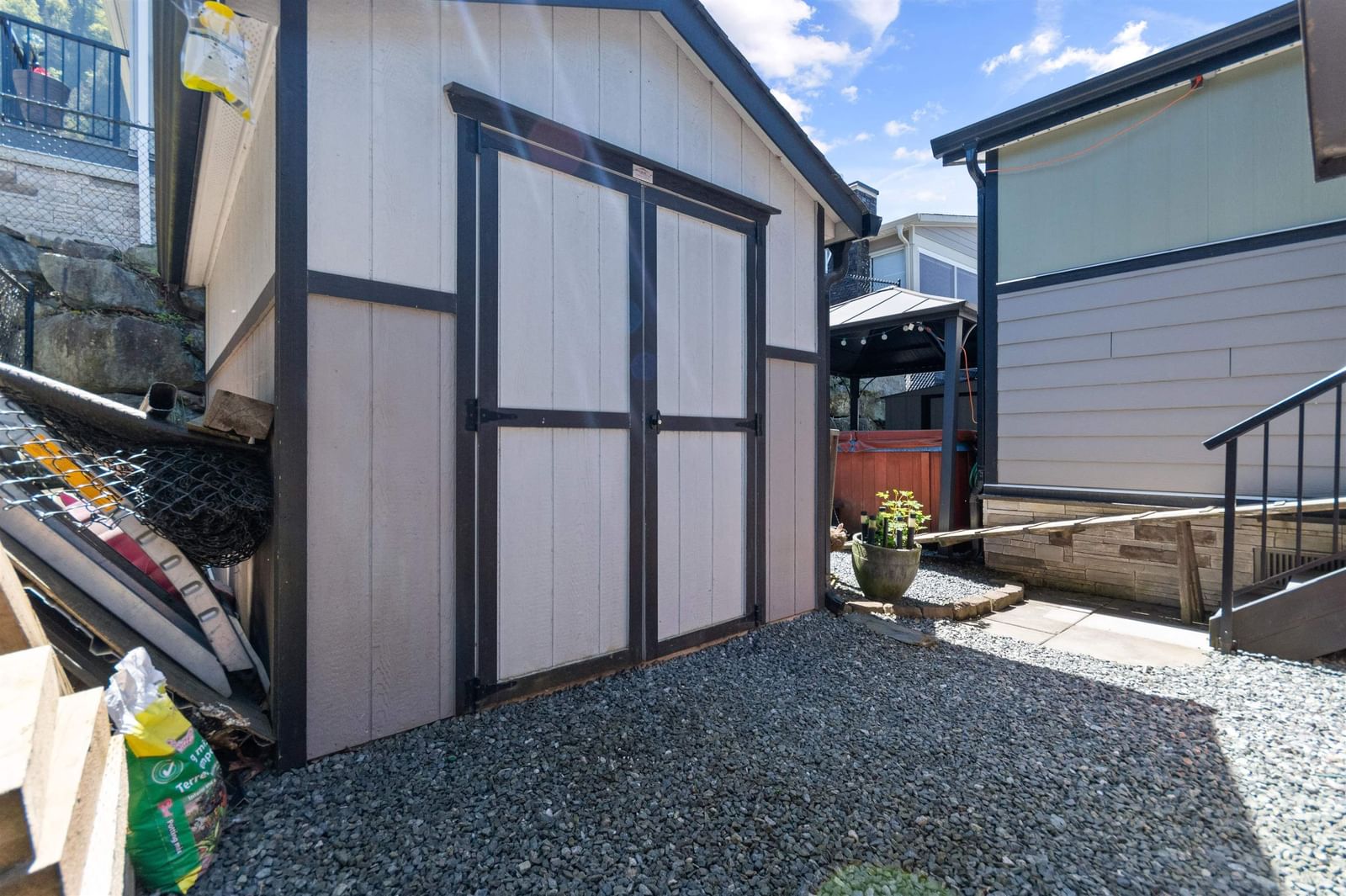 Listing Image 20