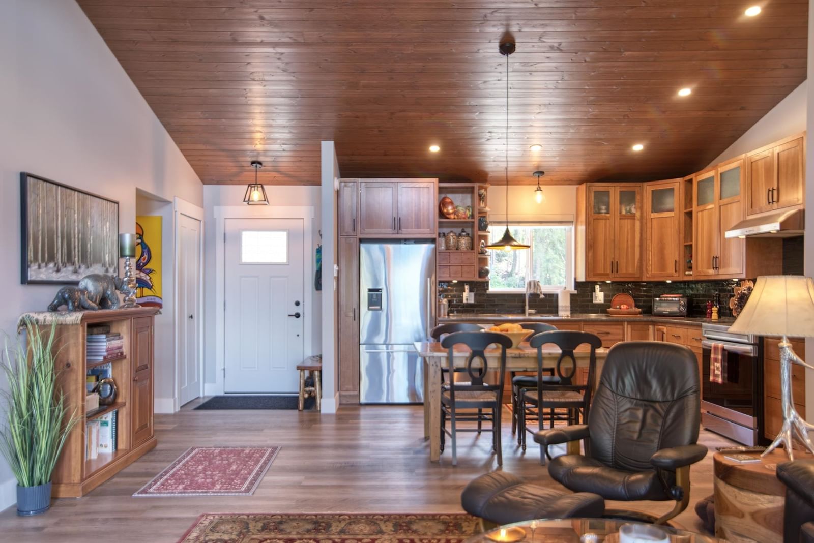 Listing Image 16
