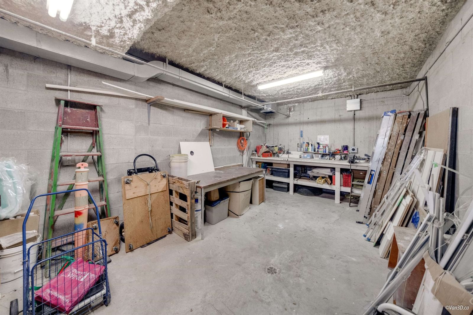Listing Image 20