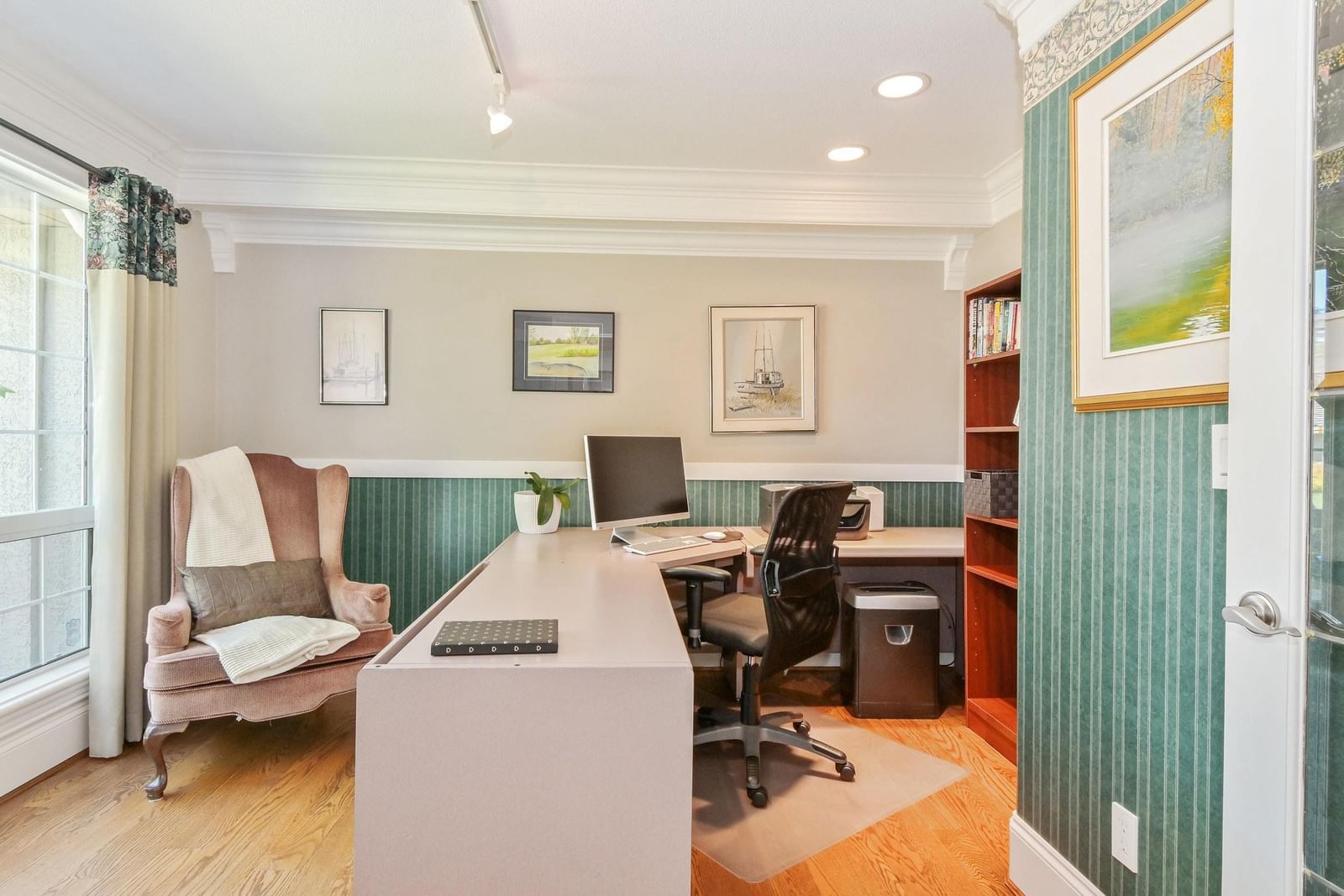 Listing Image 16