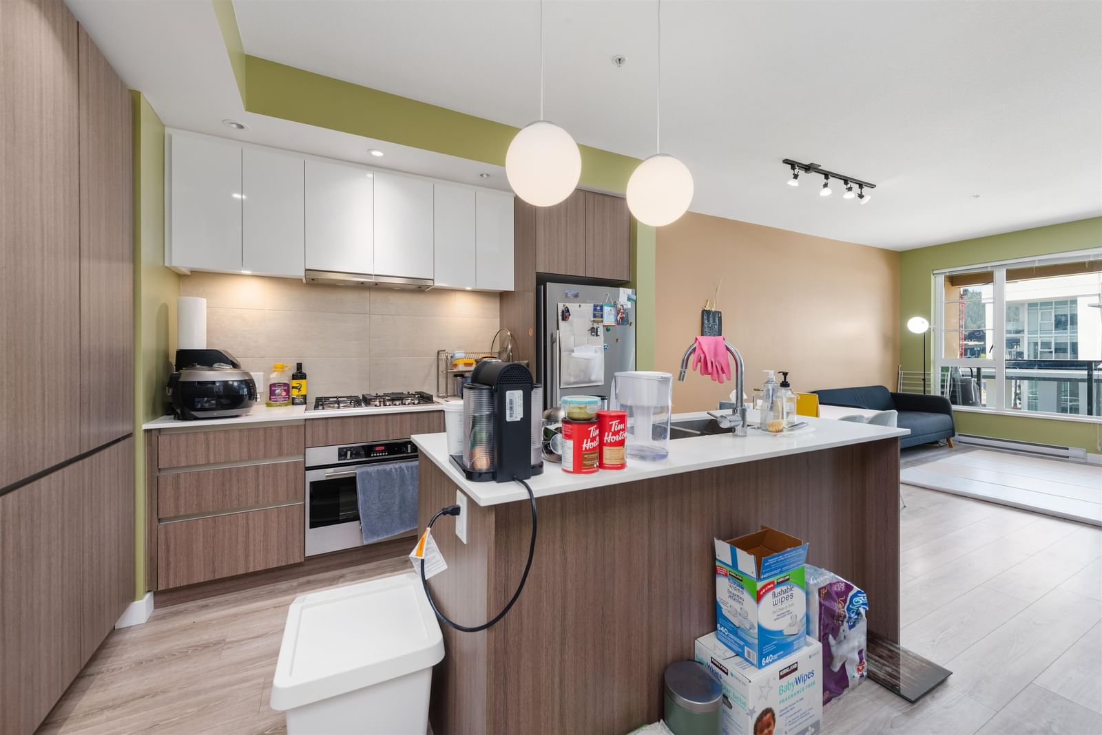 Listing Image 15