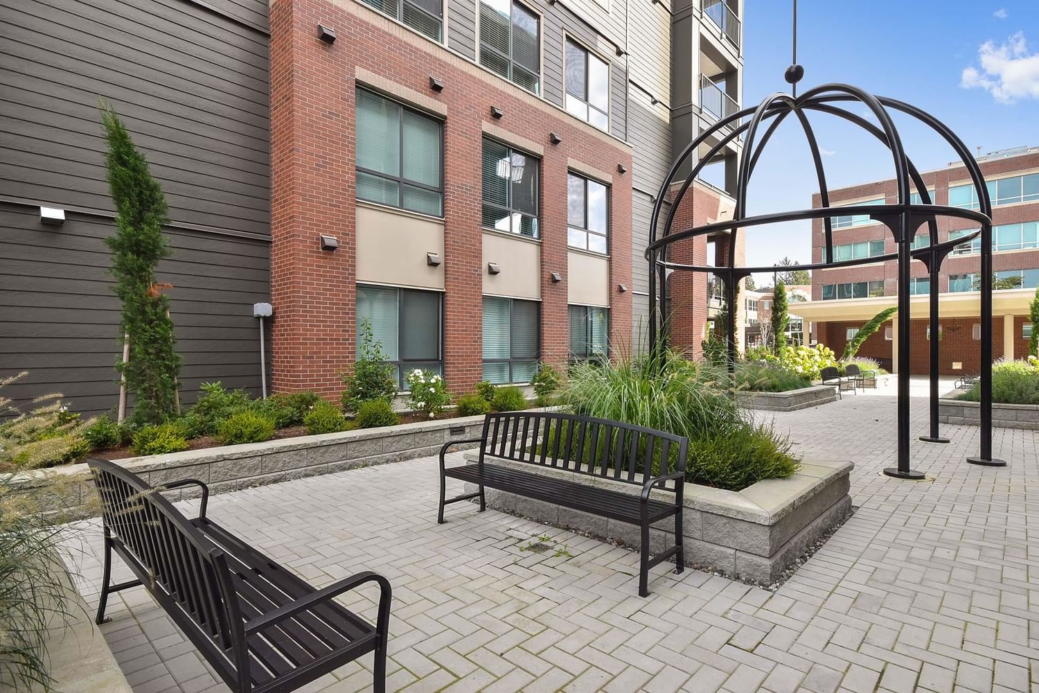 Listing Image 15