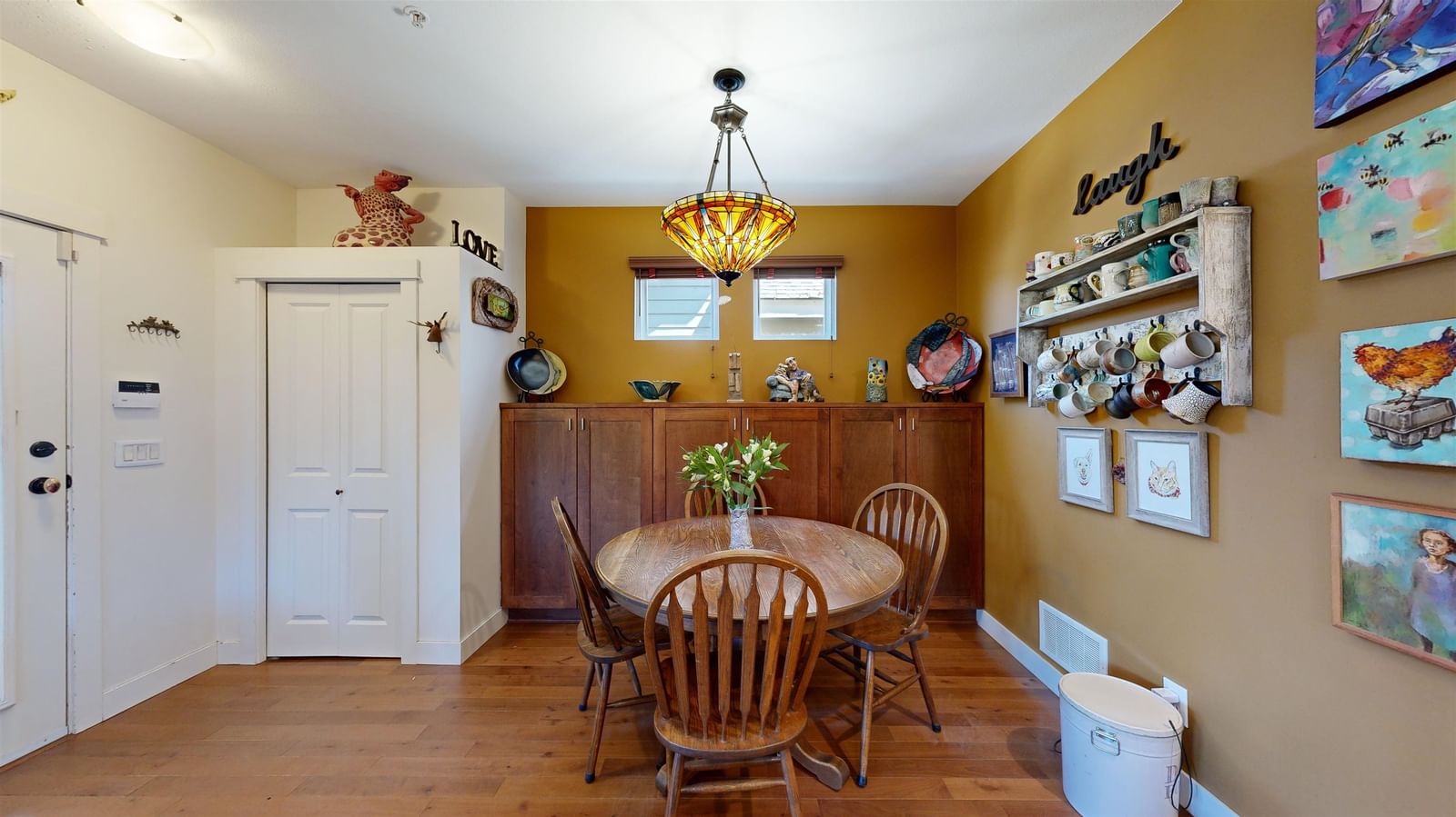 Listing Image 13