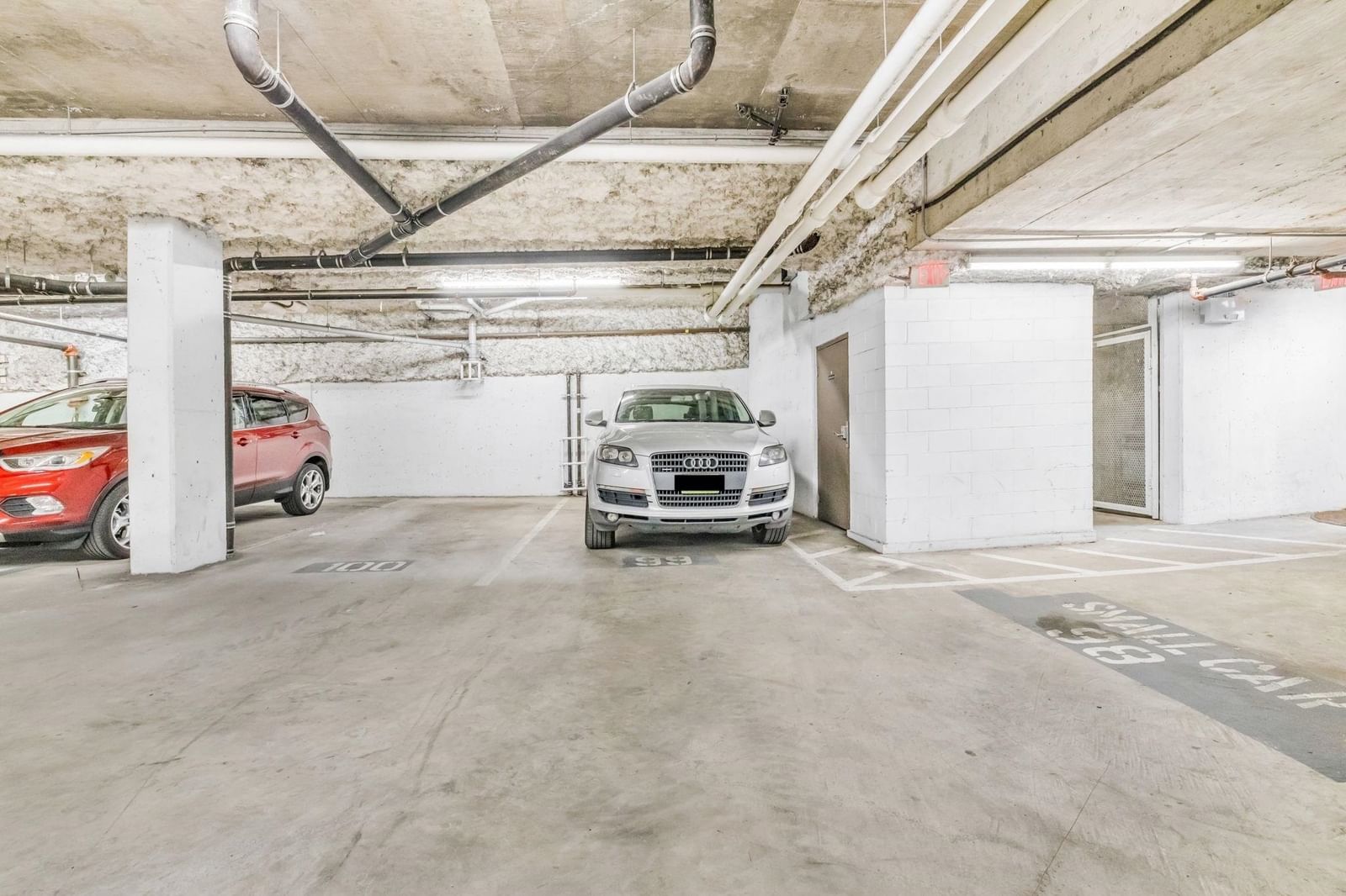 Listing Image 18