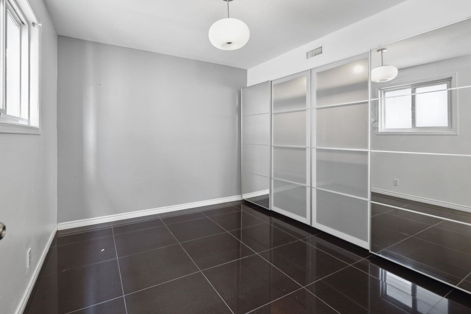 Listing Image 24
