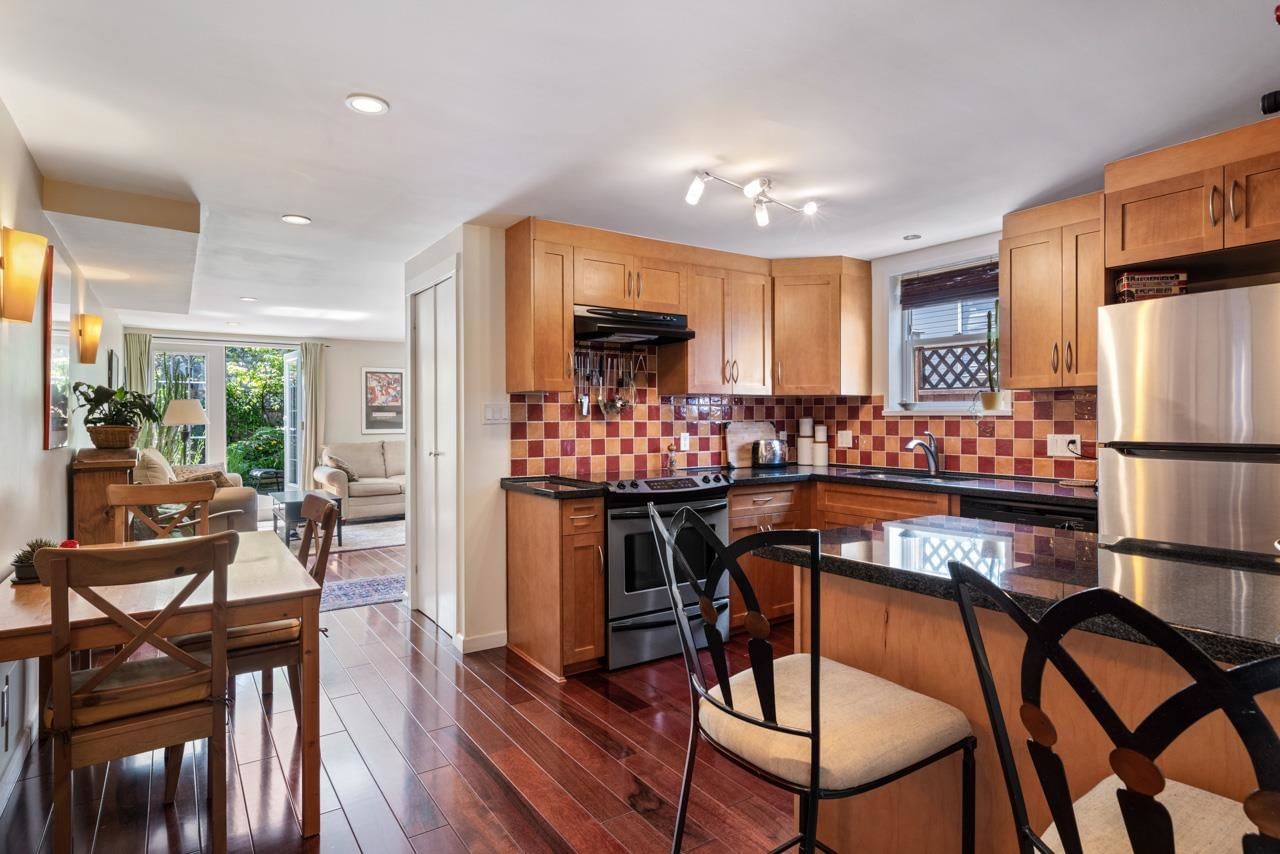 Listing Image 12