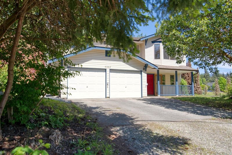 6362 Picadilly Place, Sechelt, British Columbia (MLS R2882451)