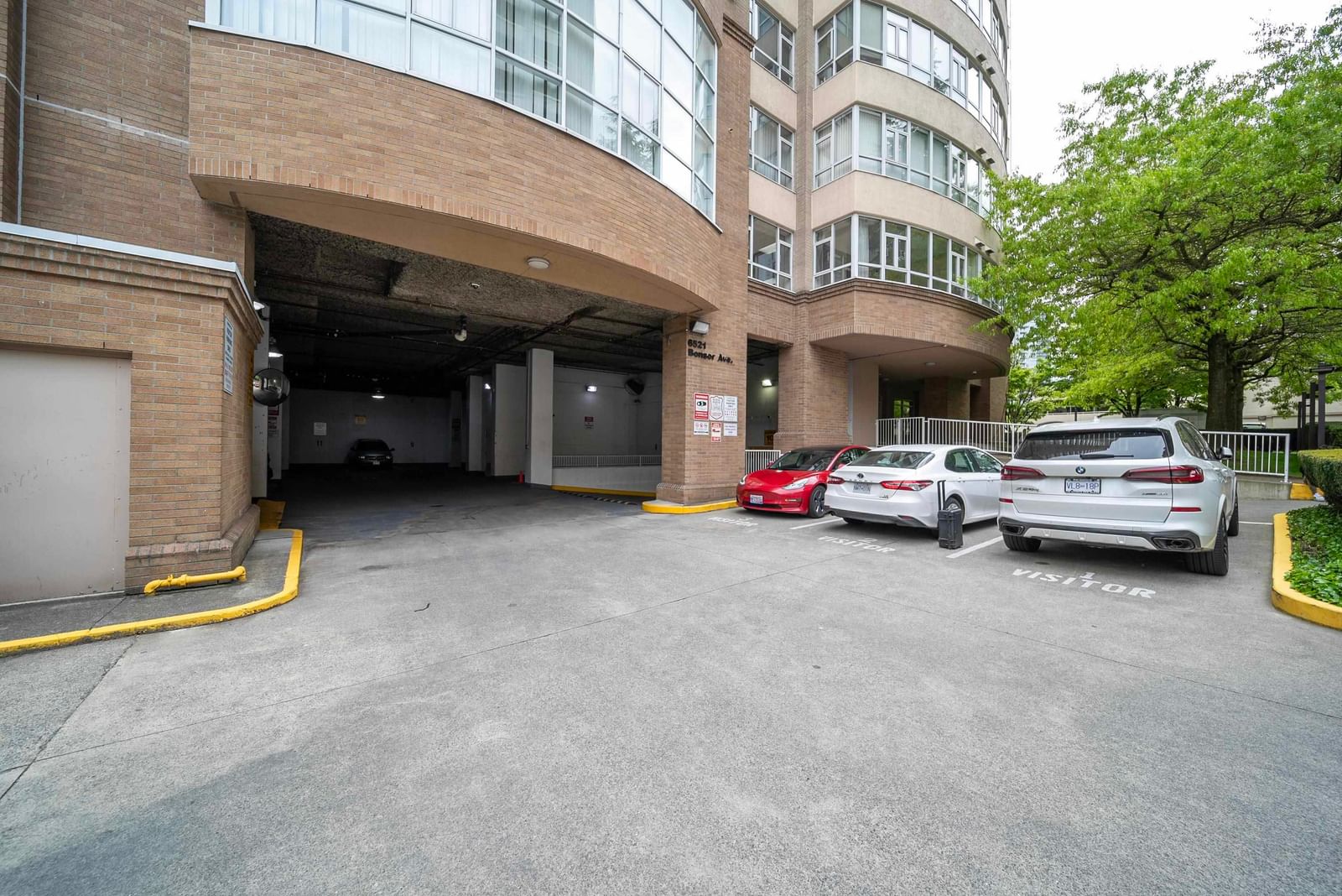 Listing Image 34