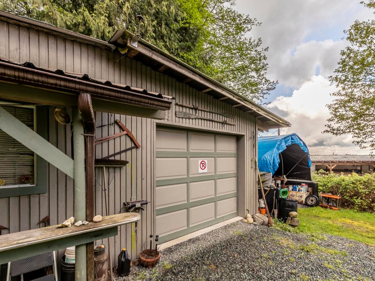Listing Image 8