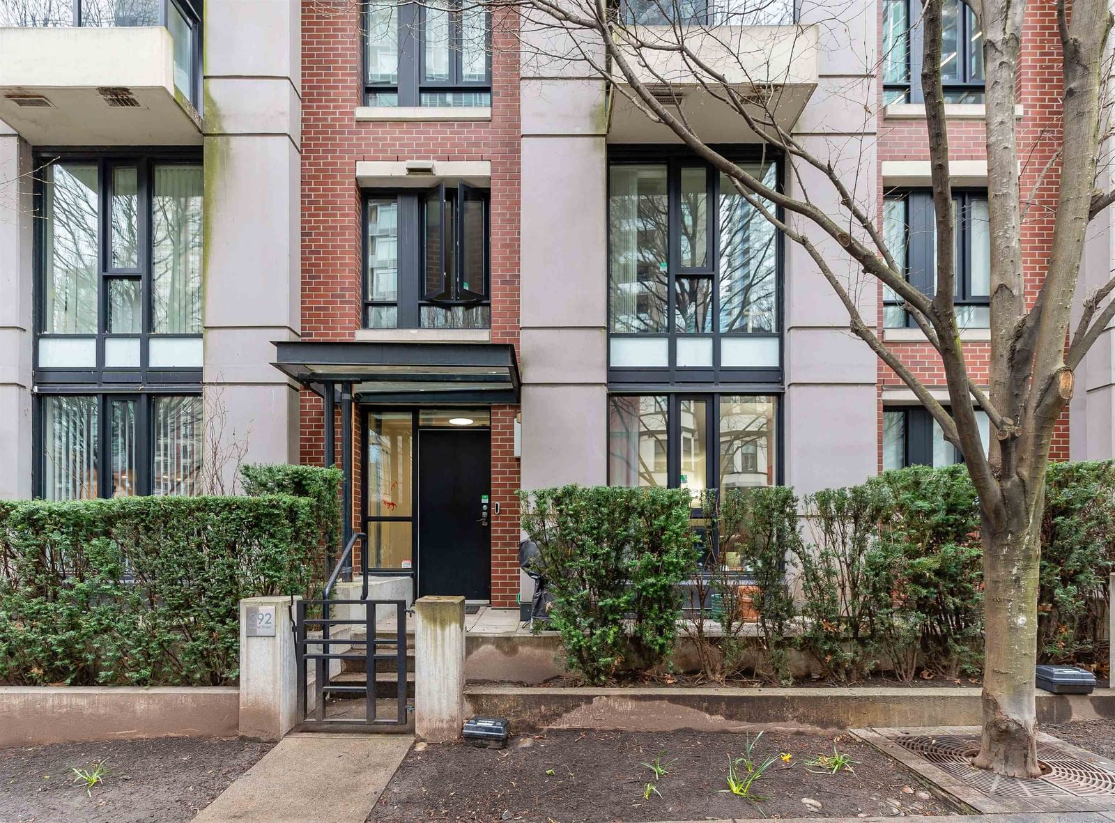 Listing Image 15