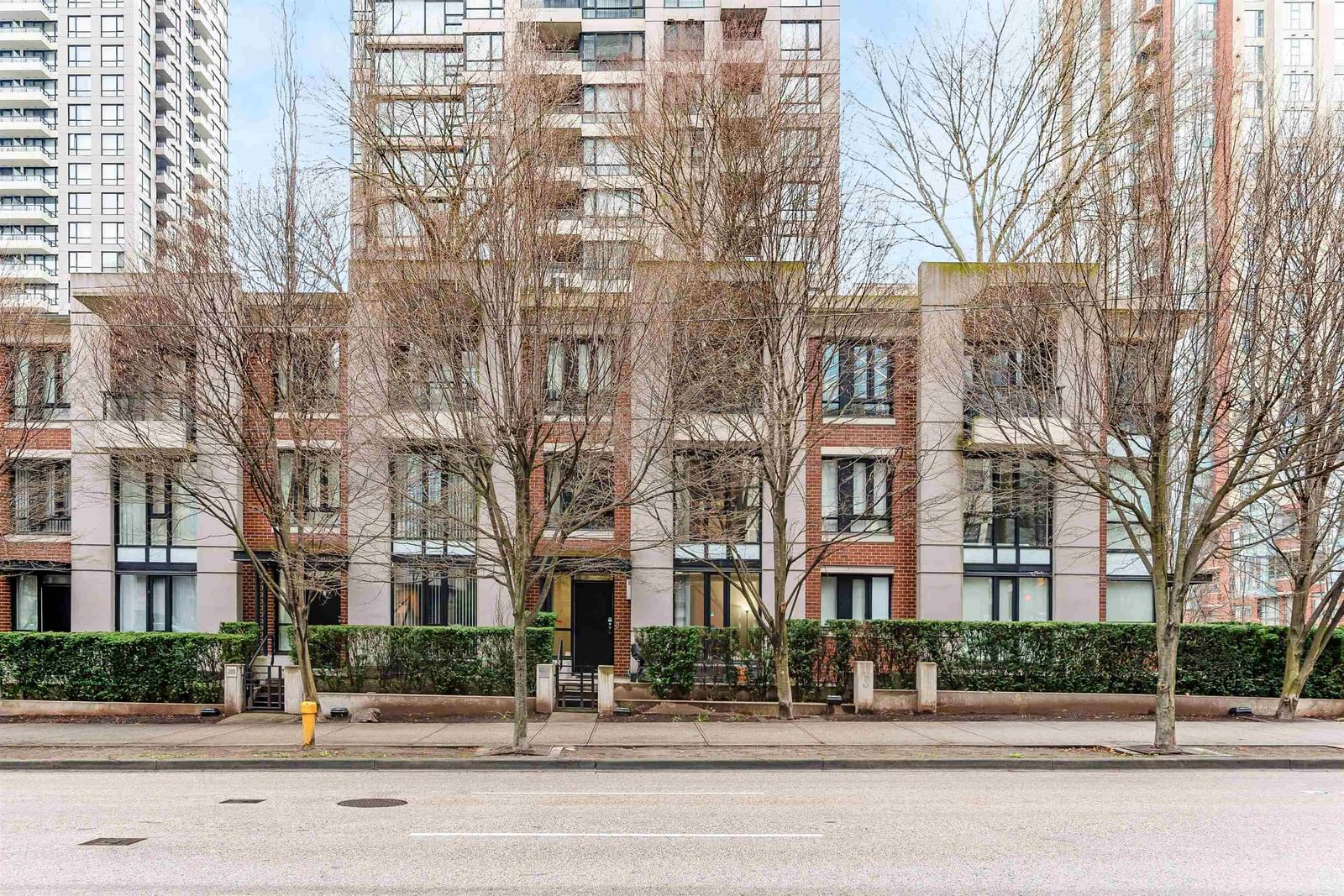 Listing Image 17