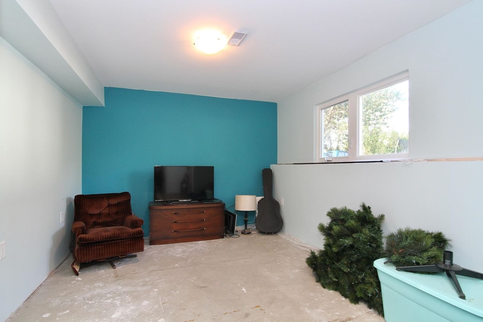 Listing Image 17
