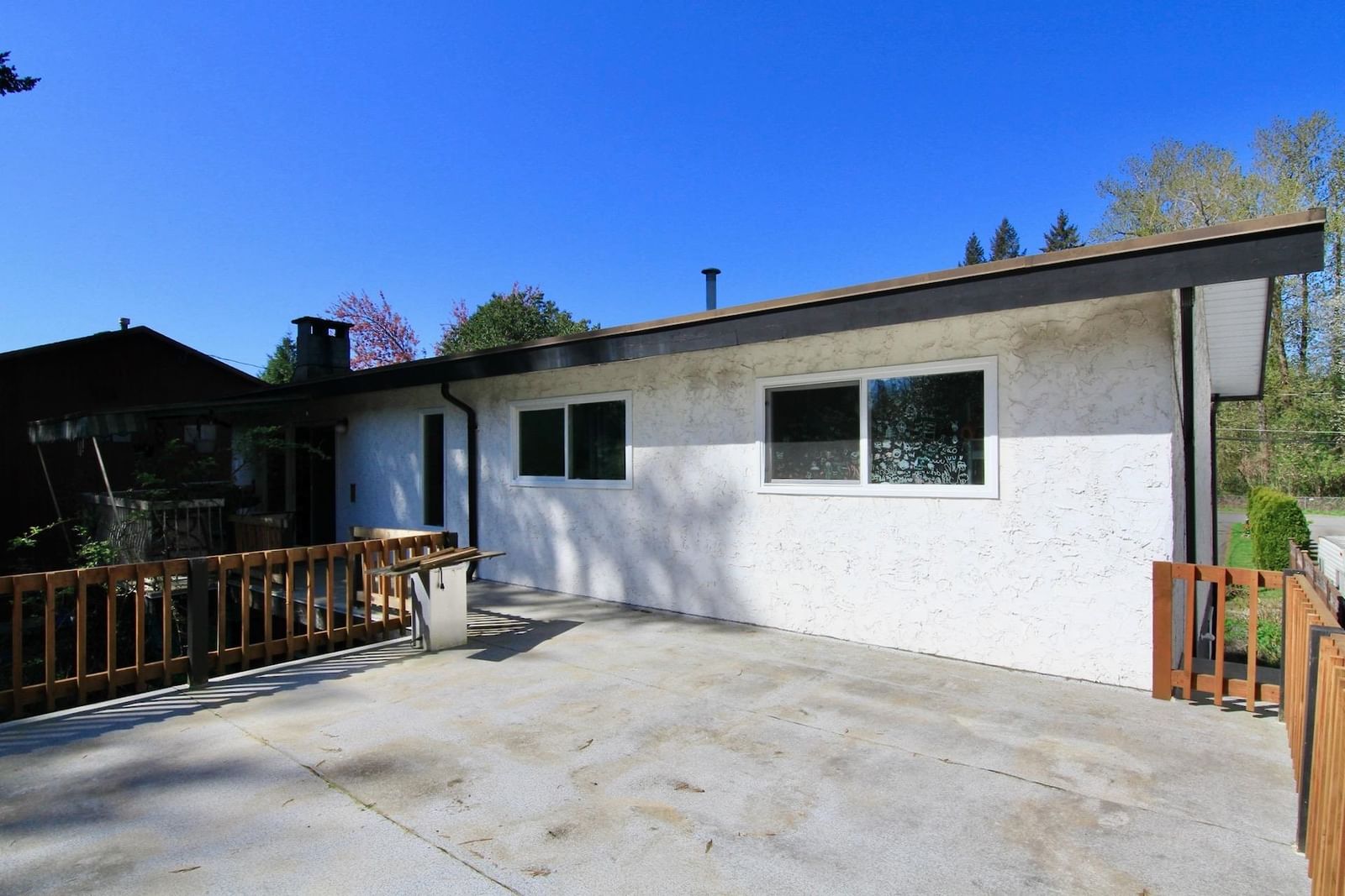 Listing Image 27
