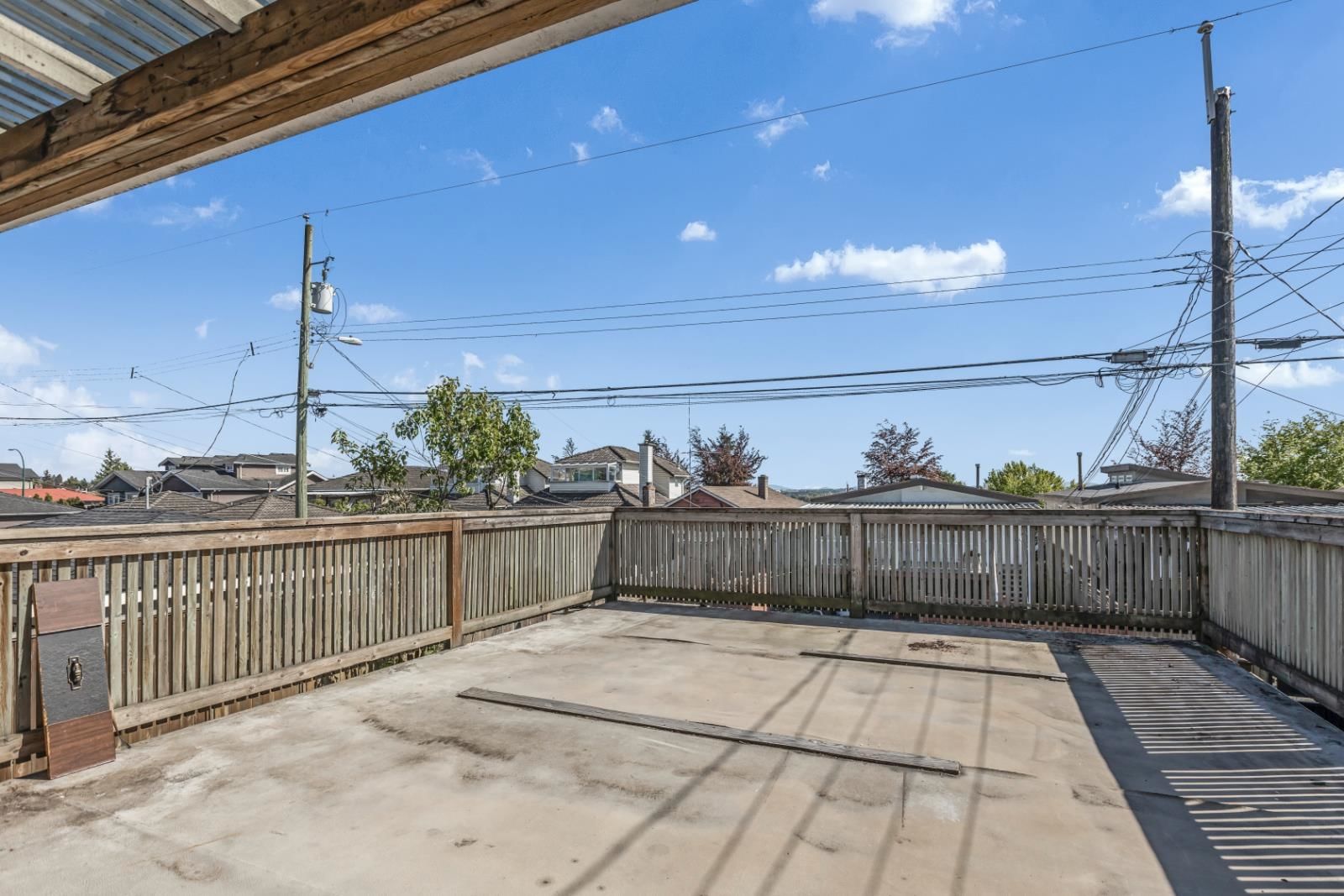 Listing Image 16