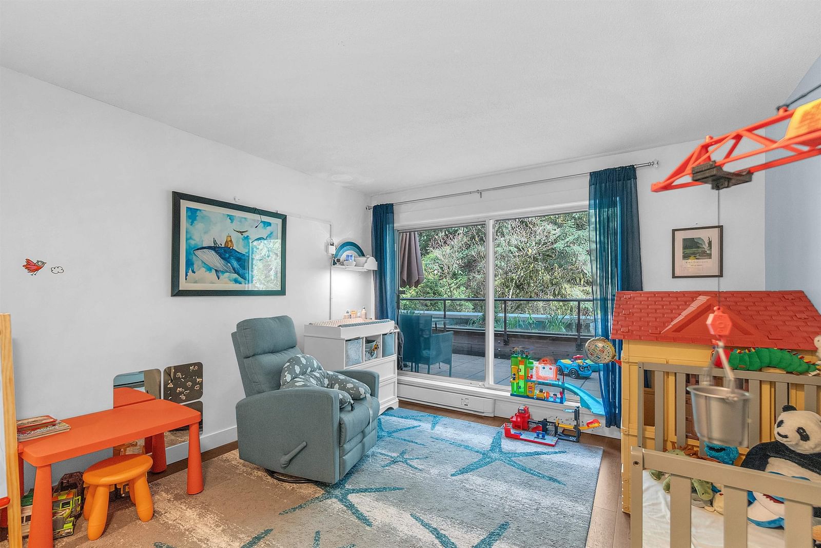 Listing Image 12
