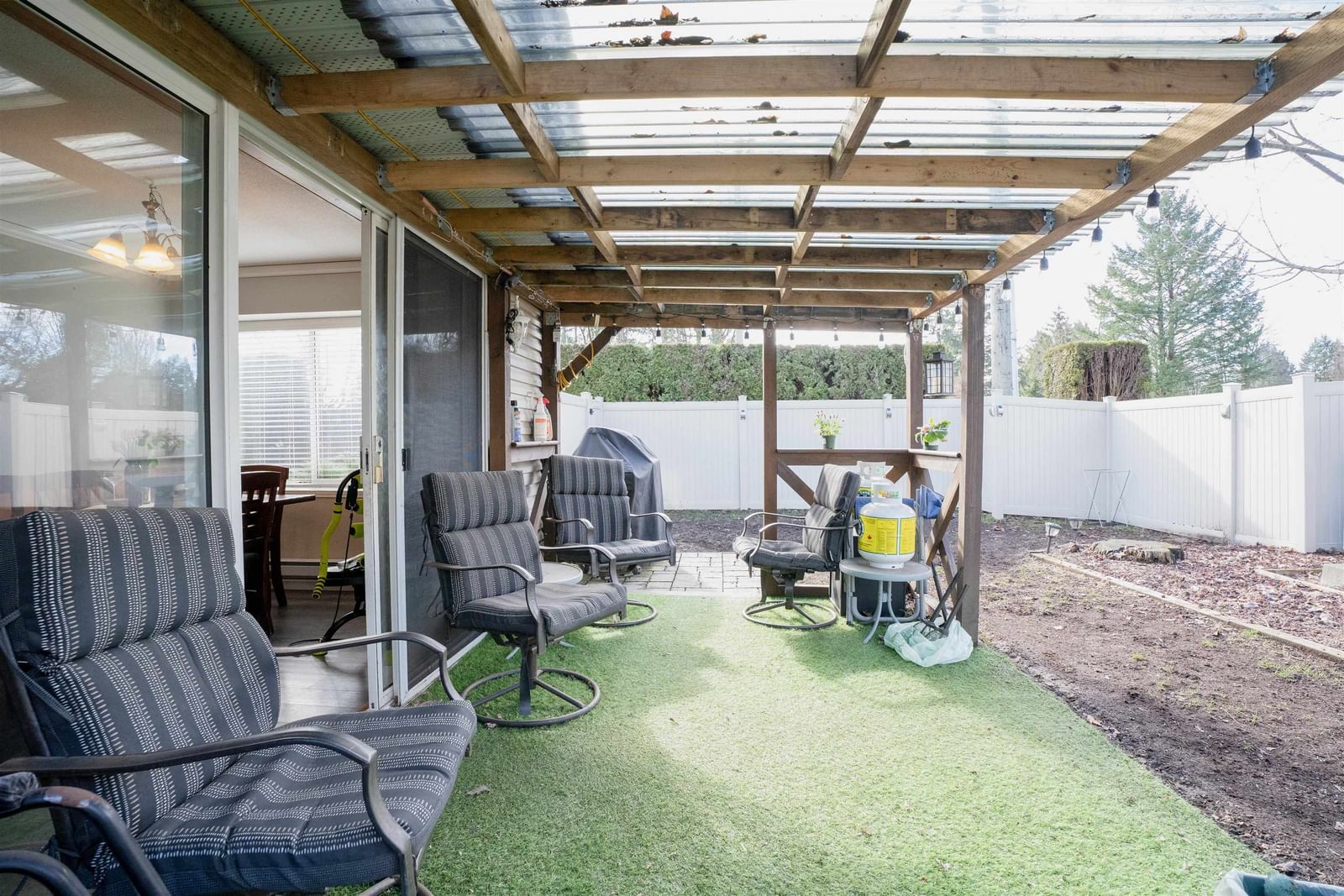 Listing Image 12