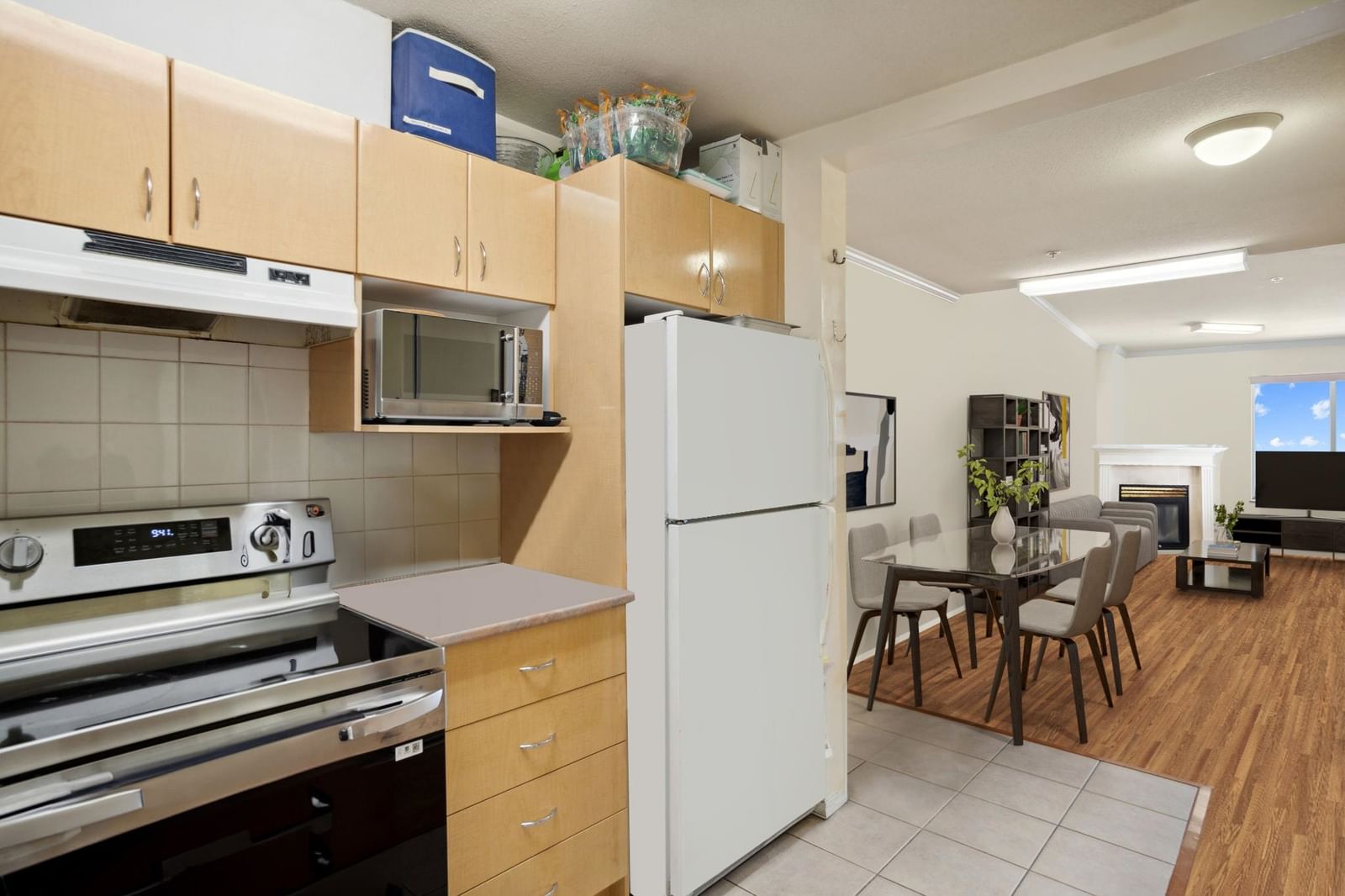 Listing Image 5