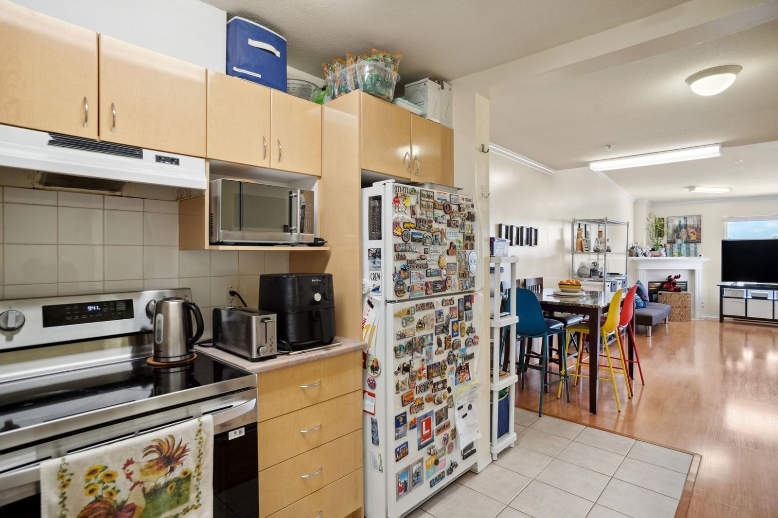 Listing Image 6