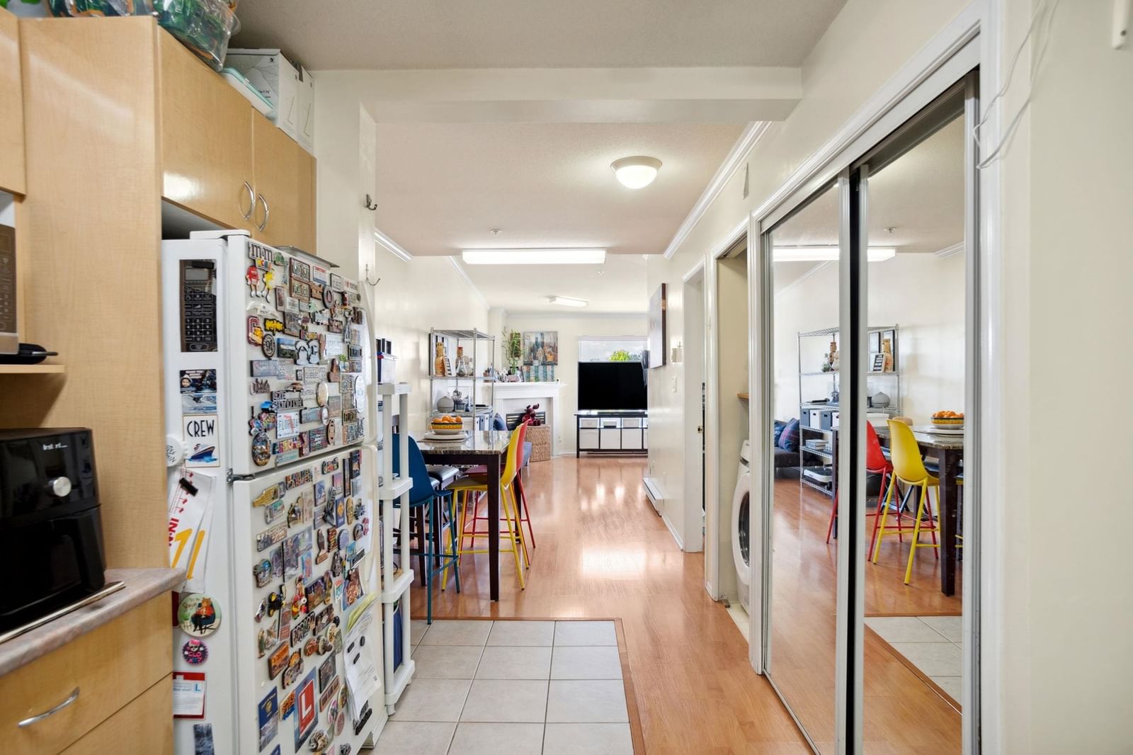 Listing Image 8