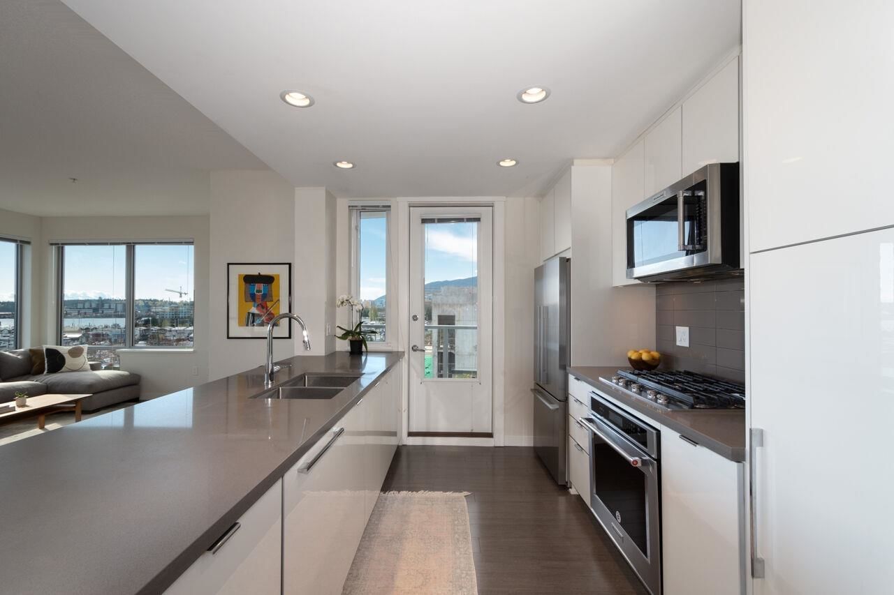 Listing Image 15