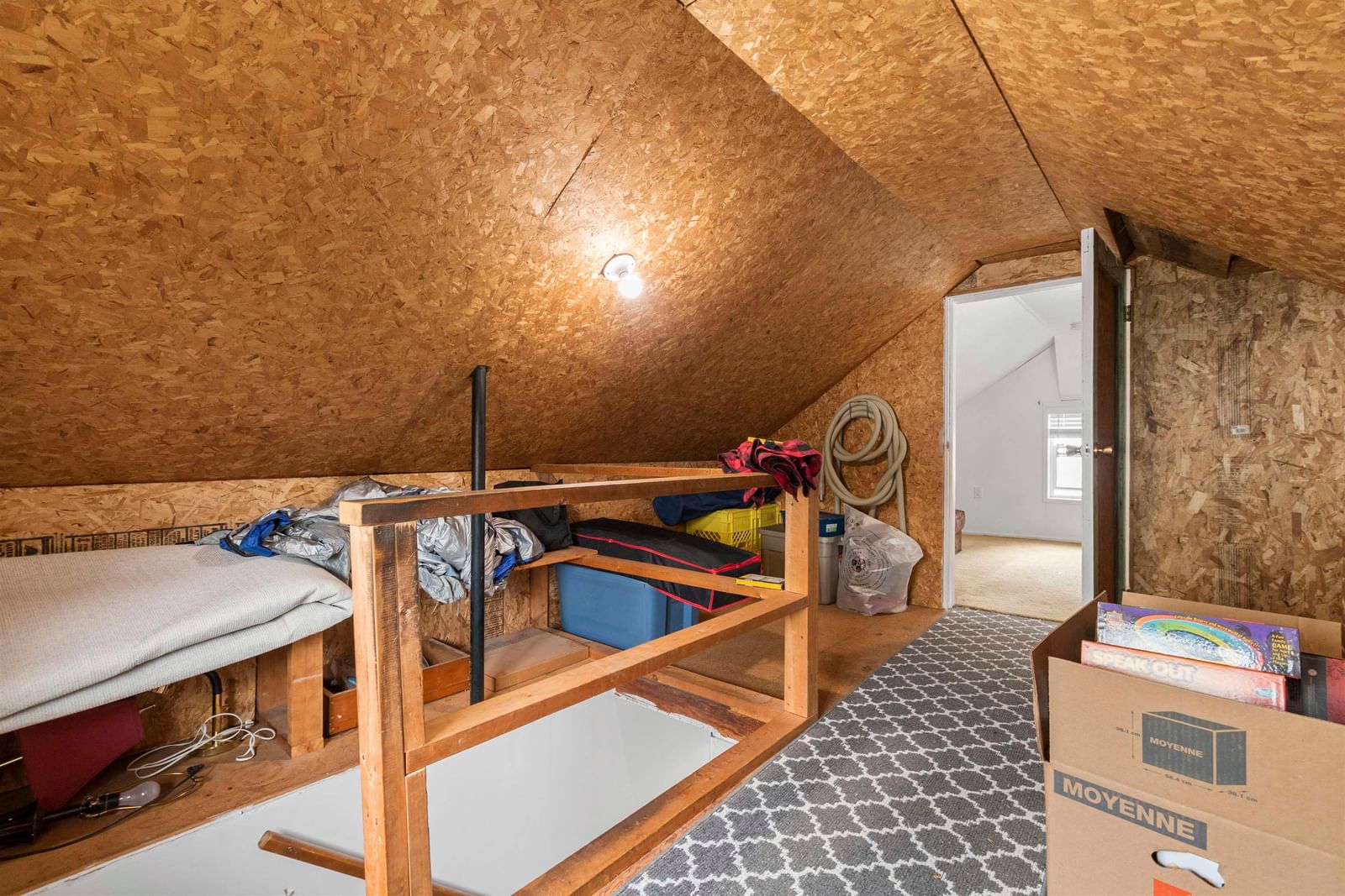 Listing Image 18