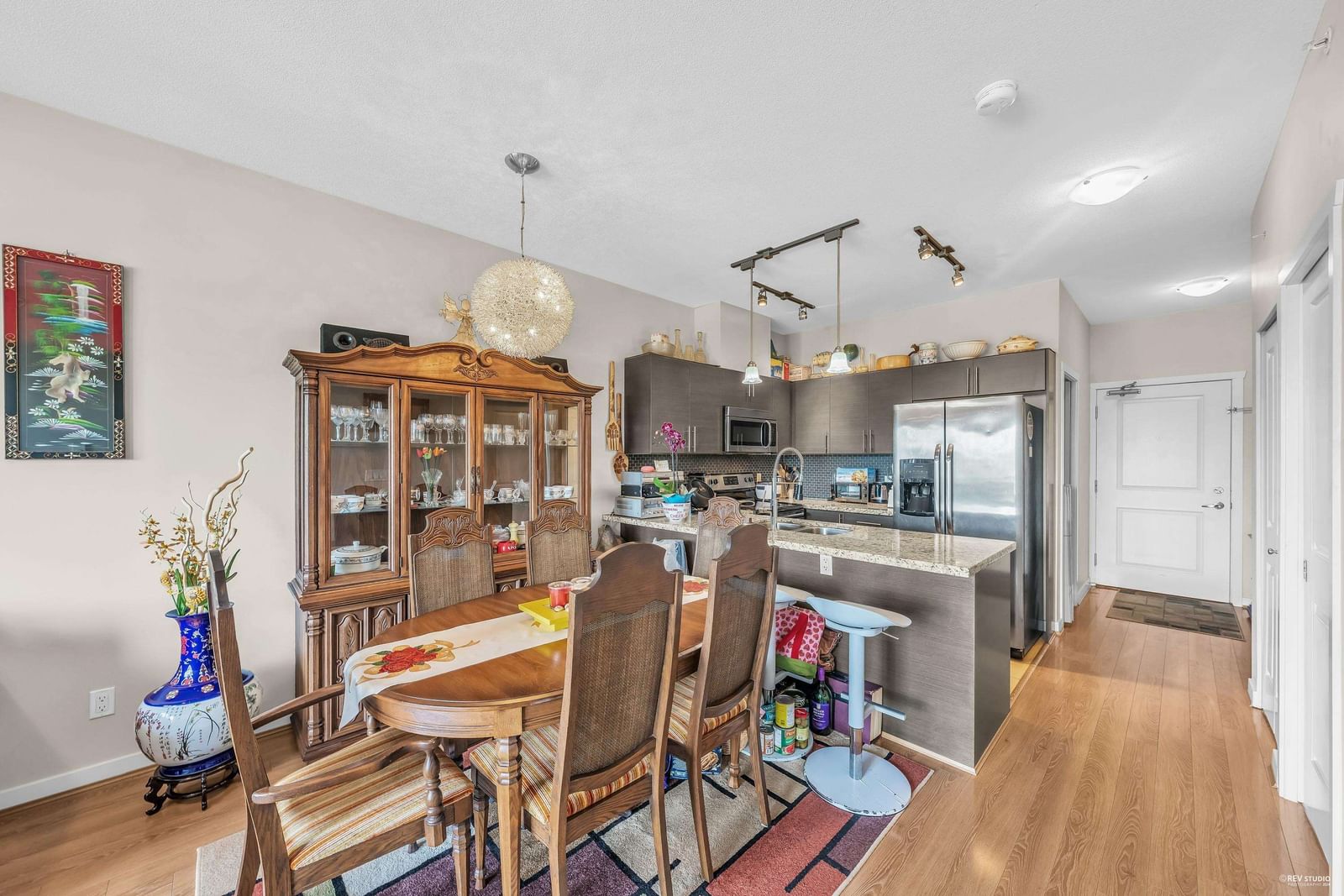 Listing Image 18