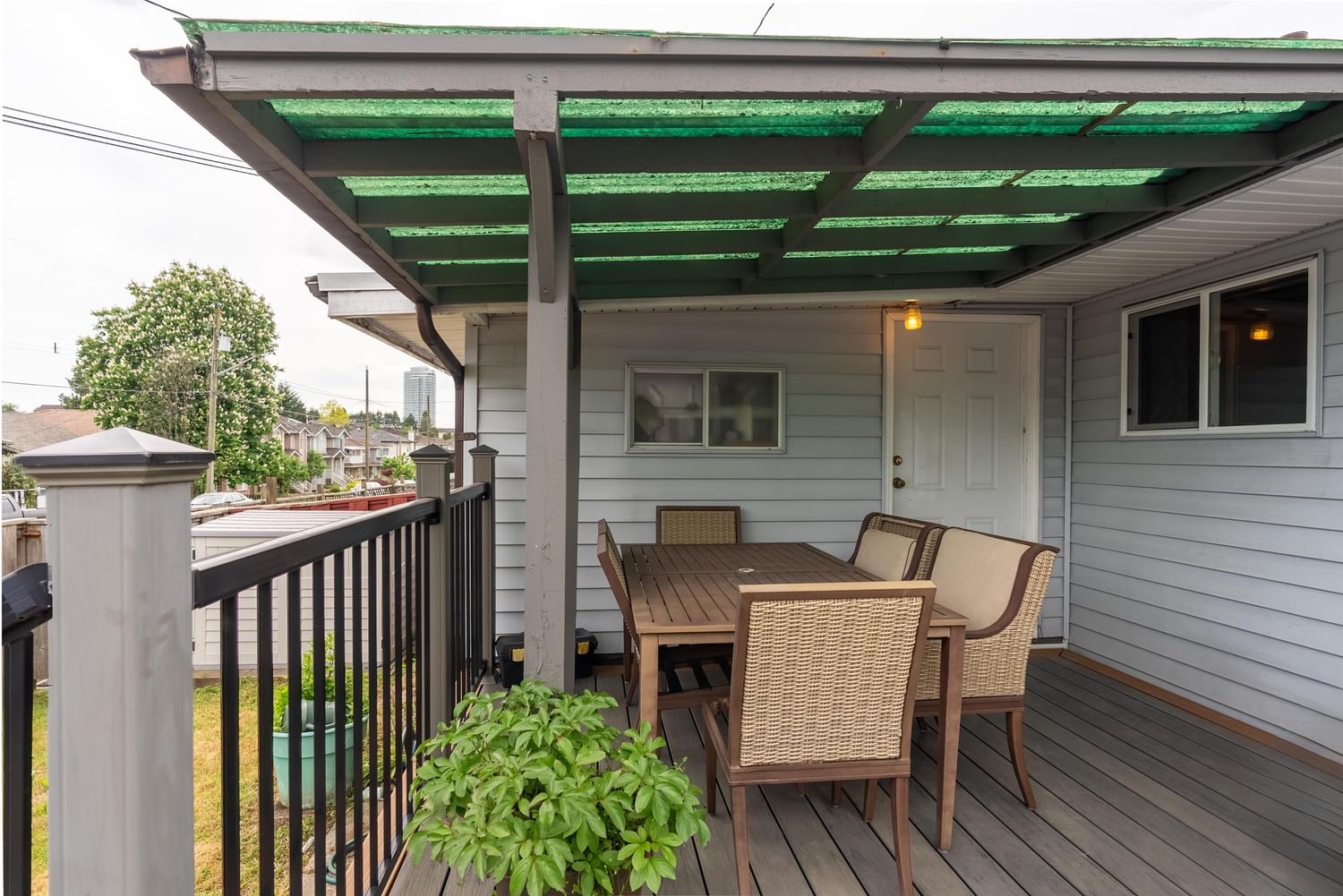 Listing Image 17