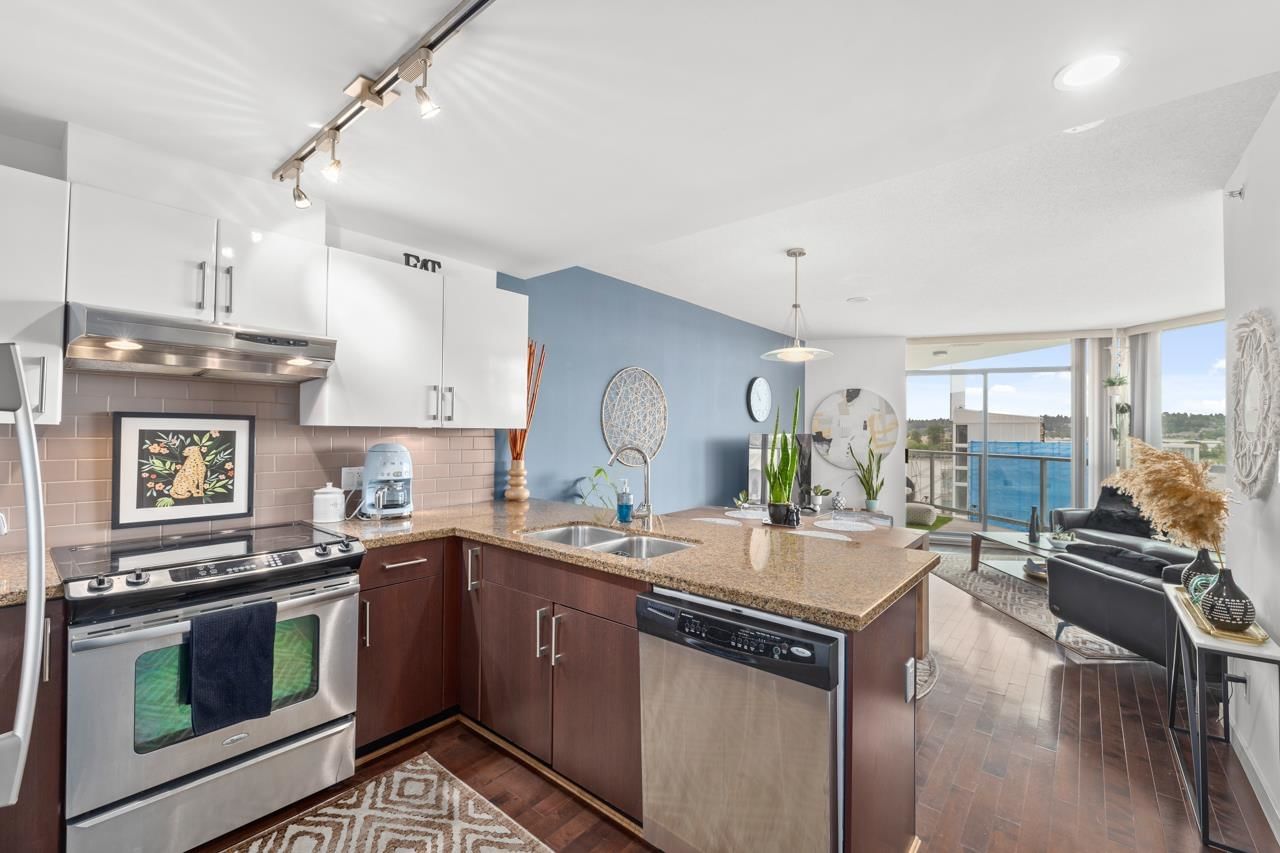 Listing Image 10