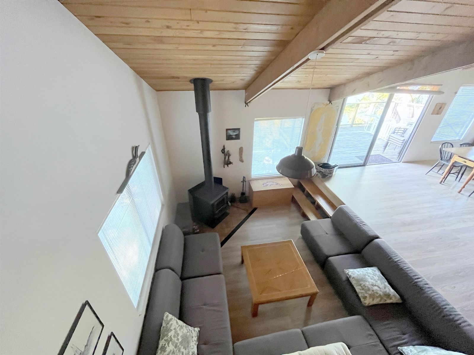 Listing Image 9