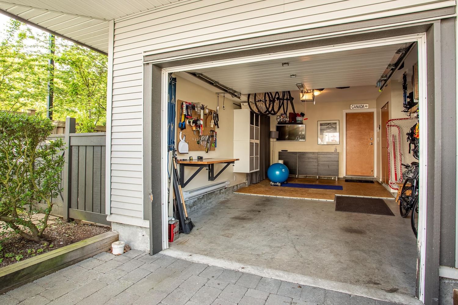 Listing Image 29