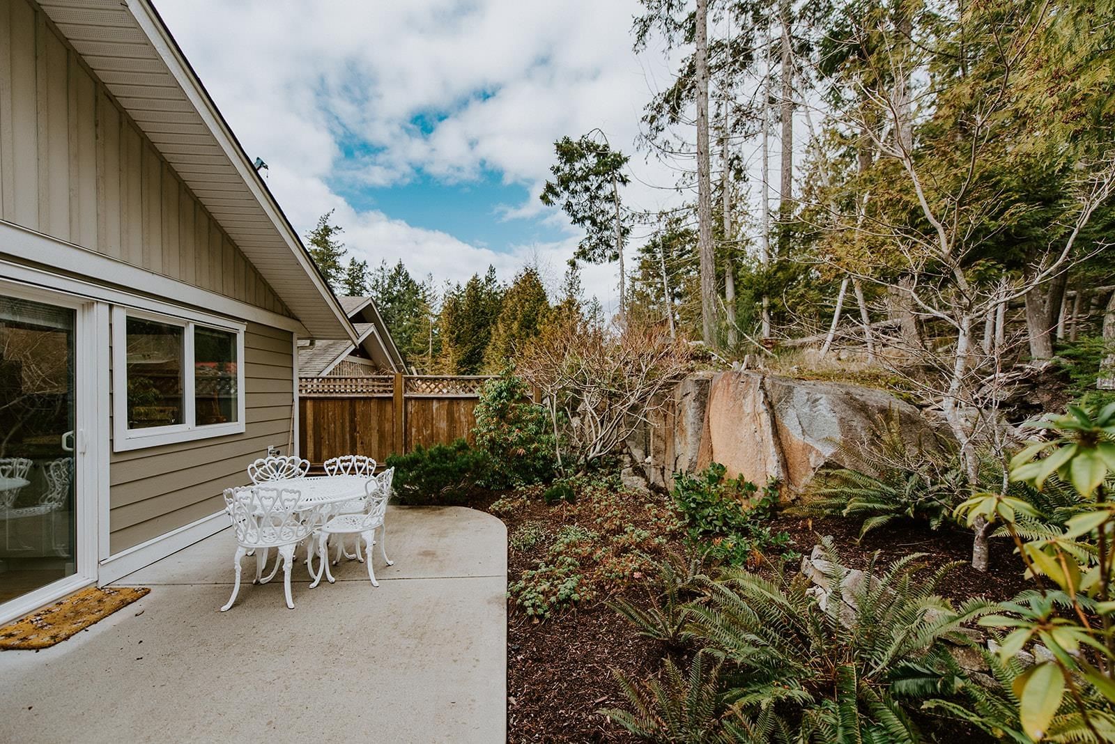 Listing Image 24