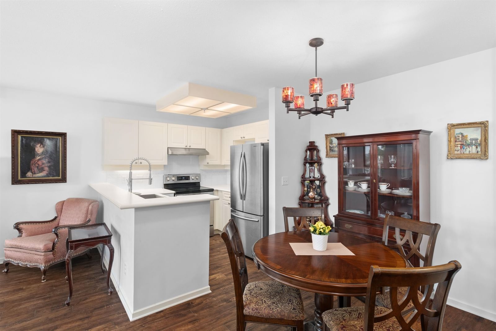 Listing Image 15