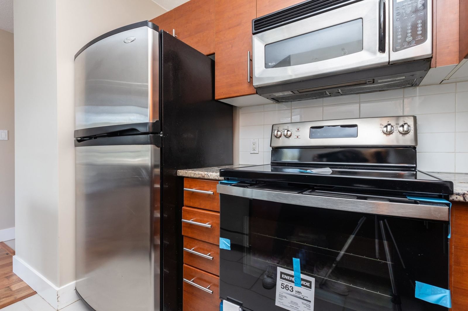 Listing Image 15