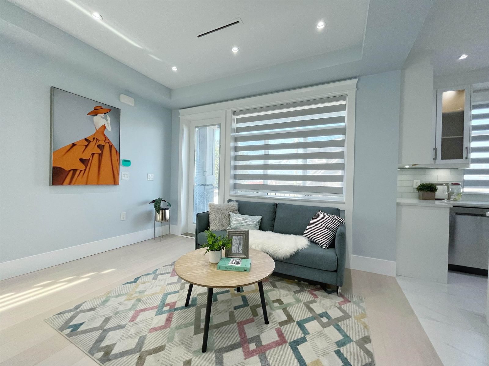 Listing Image 9