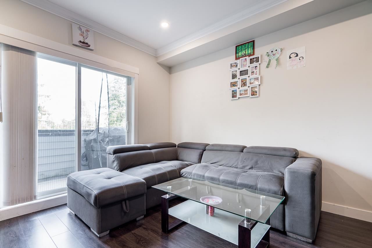 Listing Image 15