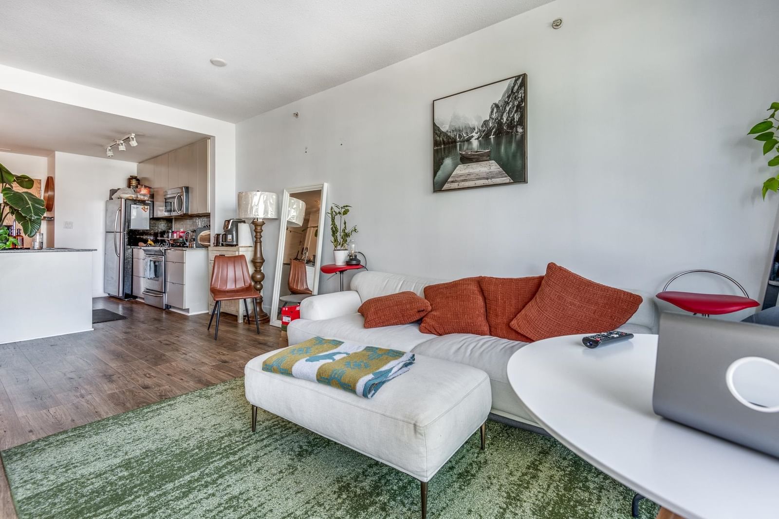 Listing Image 15